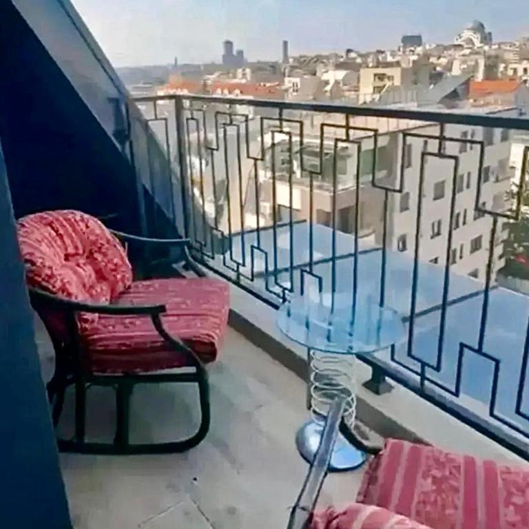 Skyline Residence - One-Bedroom Apartment - 9