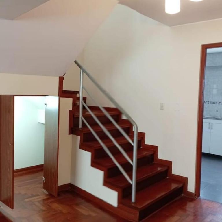 Pueblo Libre Acogedor duplex con Wi-Fi y terraza - One-Bedroom Apartment - 3