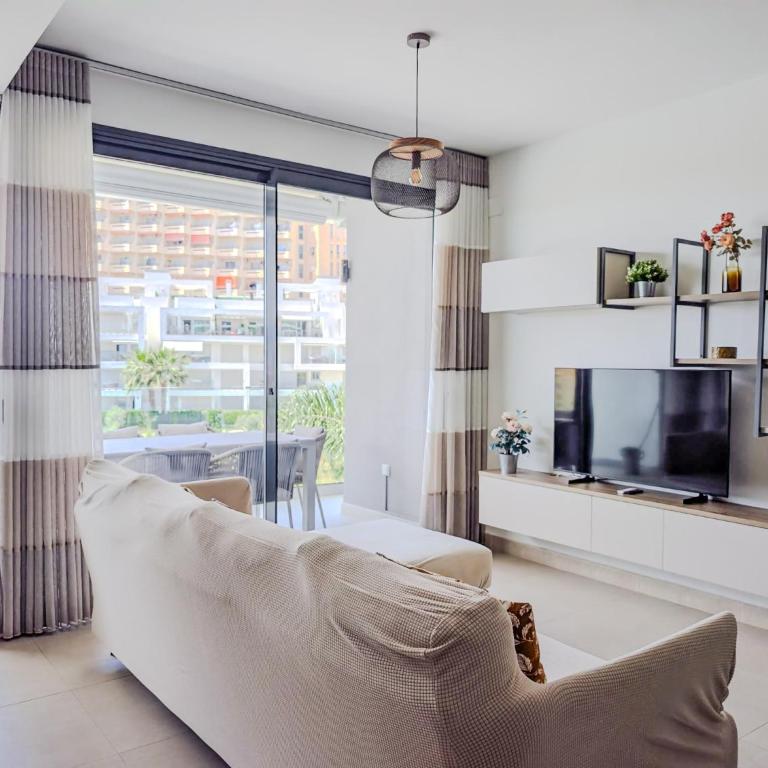 Torremar Luxe: upscale 2bed apartment by the beach - Apartamento de 2 dormitorios con balcón y vistas al mar - 1