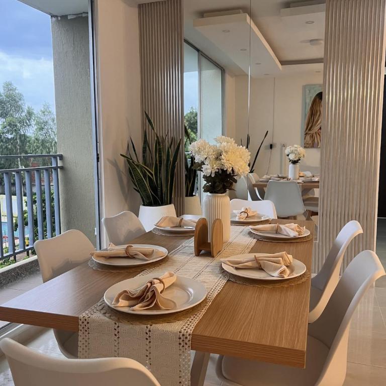 Silvia Maria LH I Tu Apto En Valledupar I Lujo y Confort - Apartamento con vistas a la piscina - 4