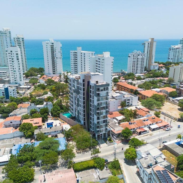 Apto moderno a pasos de la playa Rodadero - One-Bedroom Apartment - 20