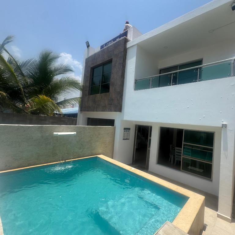 Hostel La Catalina Plus - frente al mar - Eight-Bedroom House - 1