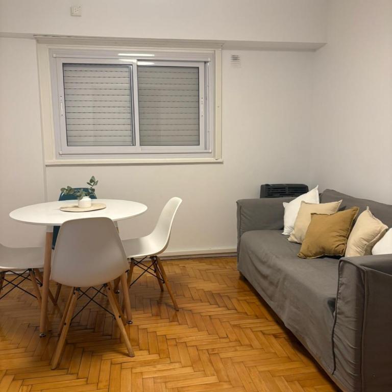 Departamento Colegiales Belgrano CABA Frente al parque ferroviario - Apartamento de 2 dormitorios - 5