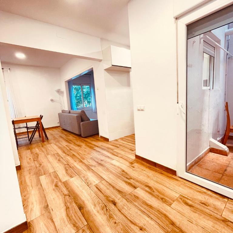 Tarradellas 1 para 9 personas - Apartment - 27