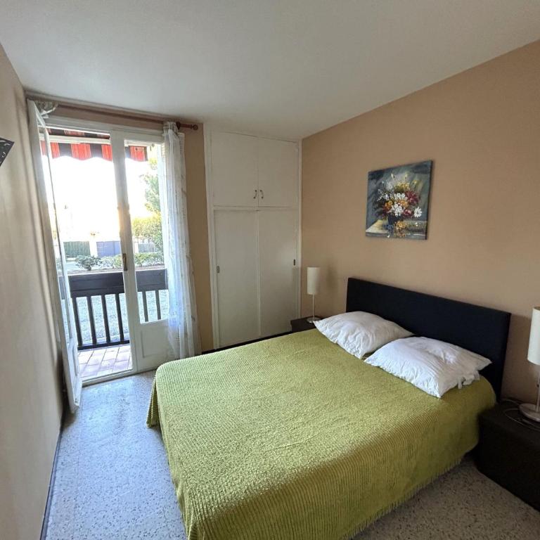 Appartement près de la plage avec balcon pour 4 personnes - FR-1-837-54 - Appartement - 6
