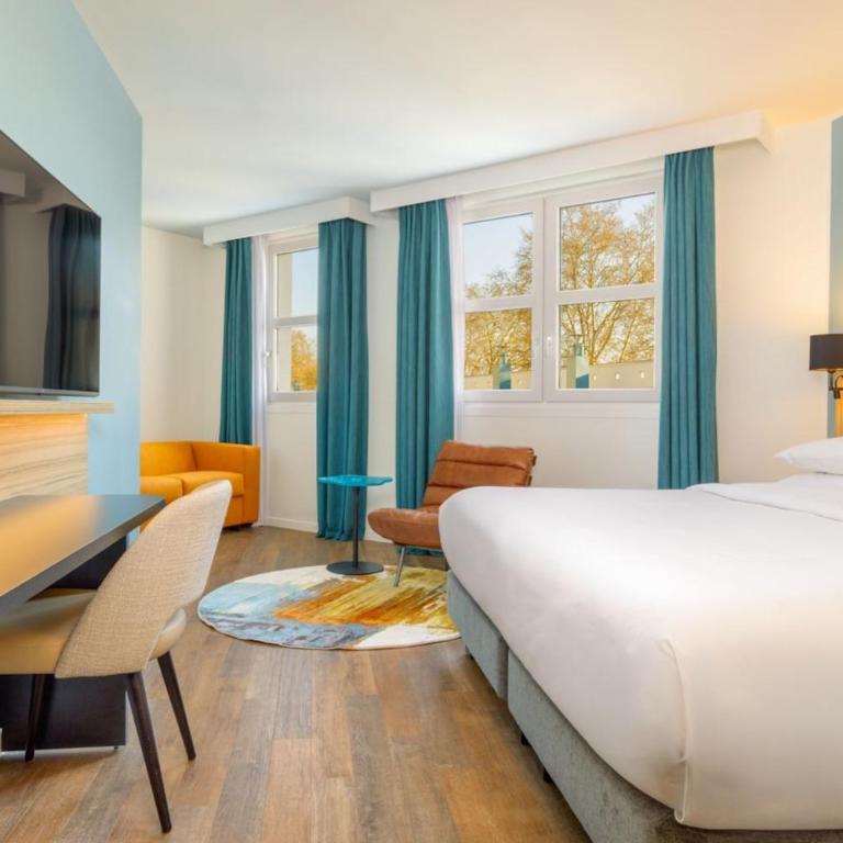 Four Points by Sheraton Reims Cathédrale - Suite Junior Lit King-Size avec Canapé-Lit - 1