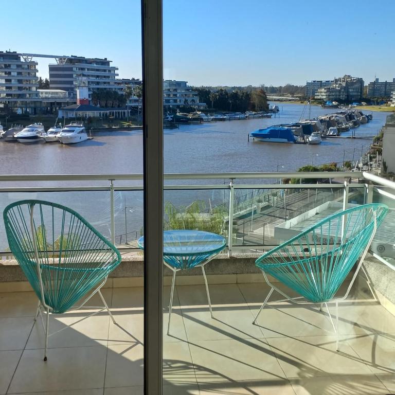 DEPARTAMENTO CONDOMINIO BAHIA GRANDE NORDELTA , TIGRE , CON BALCÓN Y VISTA A LA Bahia , piscina exterior opcional arancelada - Apartamento con vistas al mar - 24