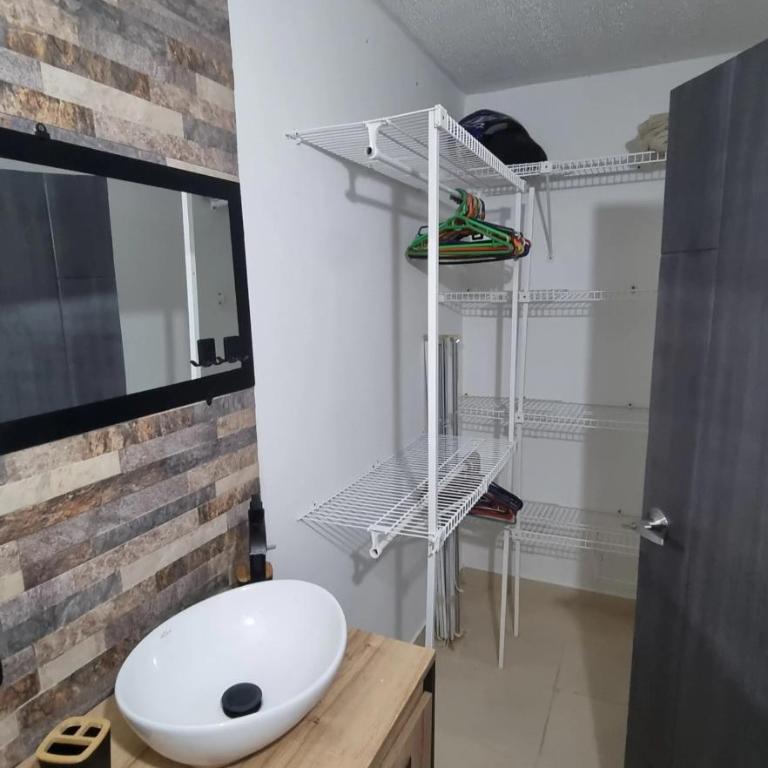 Apartamento 2 camas matrimoniales y un camarote de 90 - One-Bedroom Apartment - 12