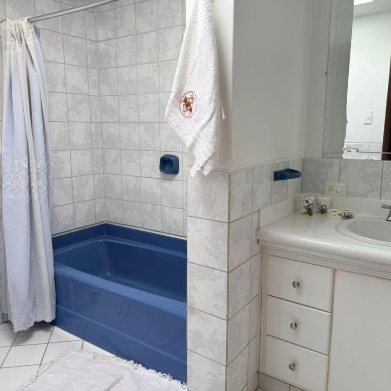 Benja House Quito - Three-Bedroom Apartment - 3