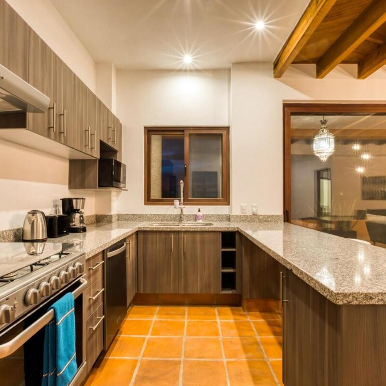 Villa 4BR en SMA, descubre la ciudad como un local - Casa de 4 dormitorios - 23