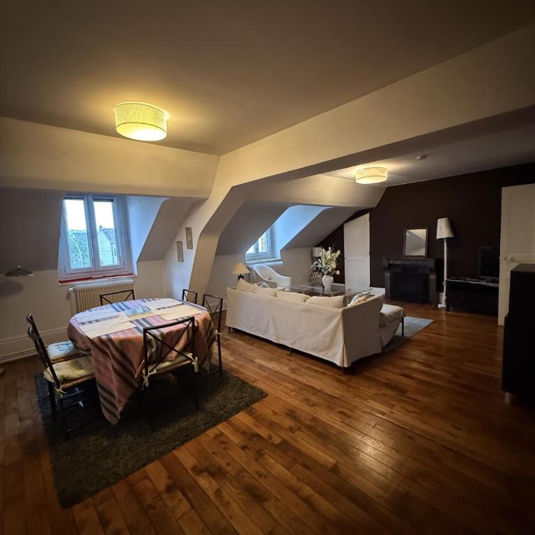 Le Drapeau Dijon-107m²-Spacieux-Tram-6 couchages - Appartamento - 2