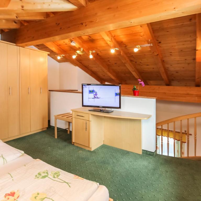 Alpenhotel Tauernstüberl - Junior Suite mit Balkon - 5