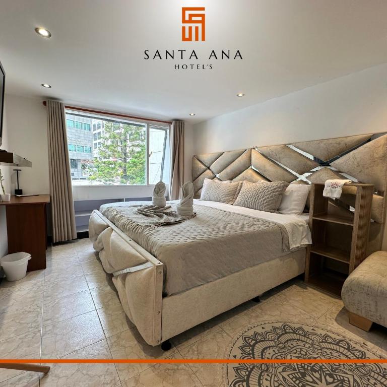 Hotel Santa Ana Luxury Rentals - 113 - Suite Deluxe con cama extragrande - 1
