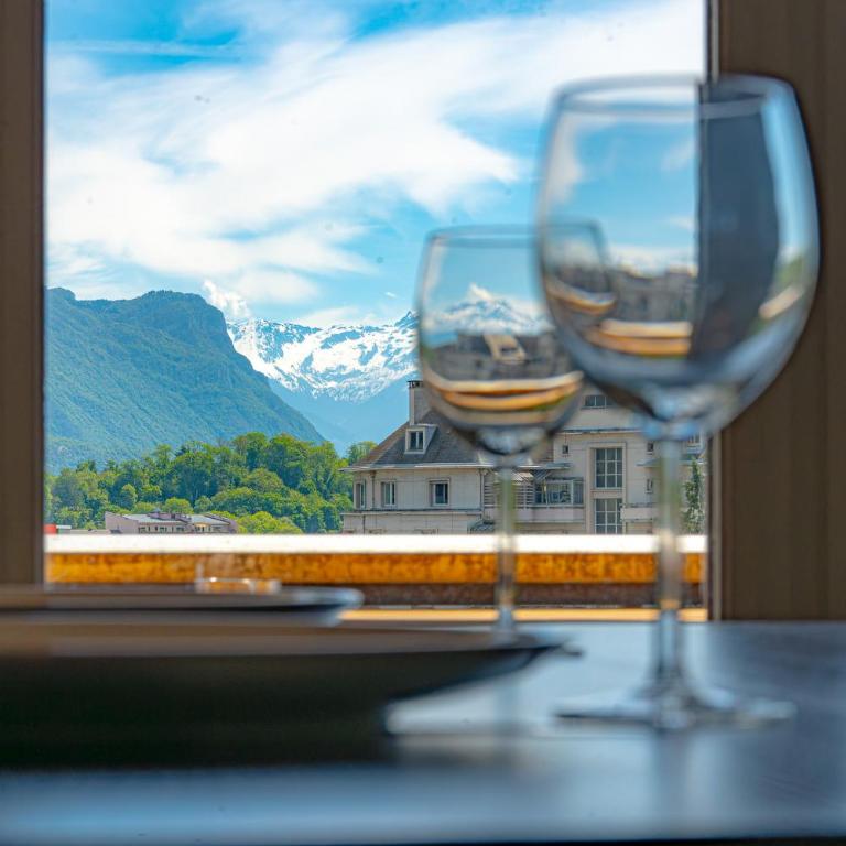 T2 vue dégagée sur les montagnes - One-Bedroom Apartment with Balcony and Mountain View - 5