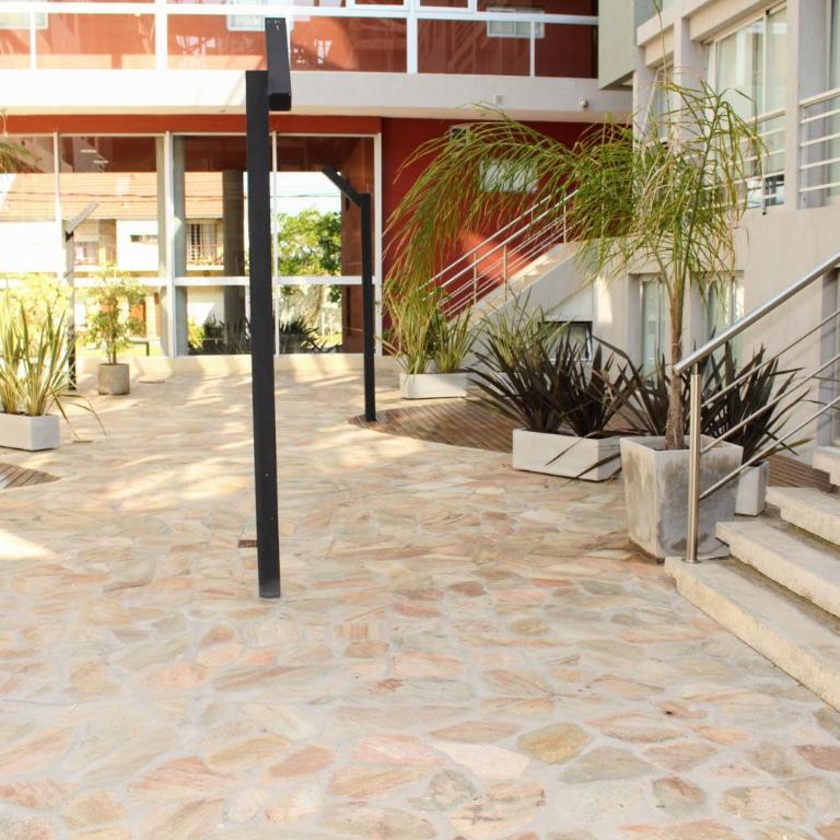 Plaza Urbana - Estudio - 23