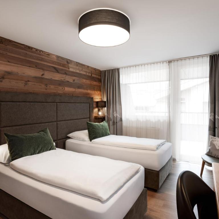 Hotel Grüner Baum - Doppel- oder Zweibettzimmer - 12