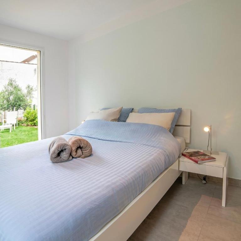 Casa-Jardin Secret: Apt climatisé avec piscine - Three-Bedroom Apartment - 13