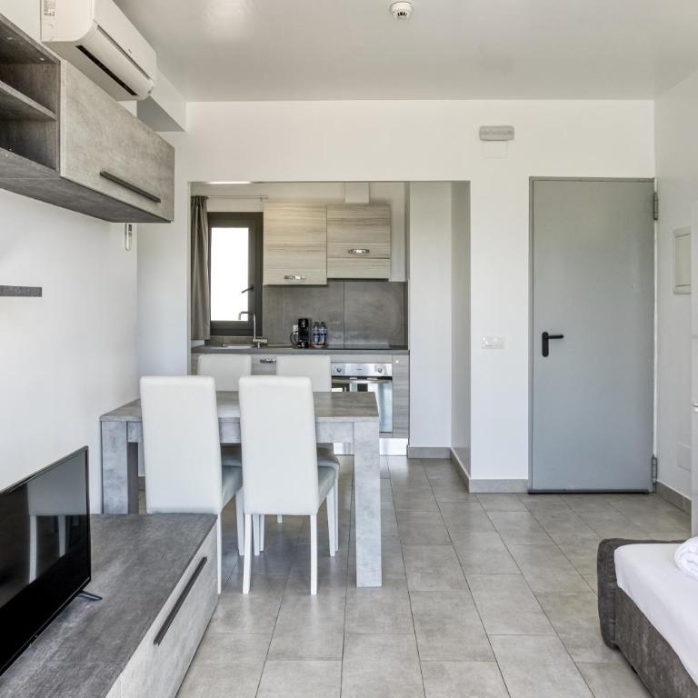 Giuliano Superior 4 personas - Habitación Cuádruple con ducha - 5