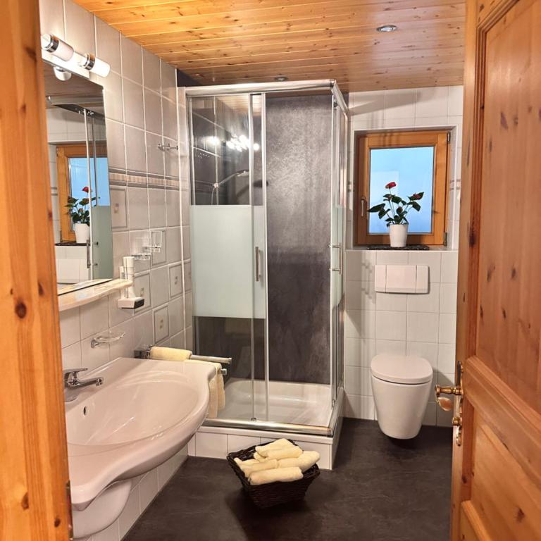 Hubertus am Thumsee - Ruhe Frühstück und Alpenpanorama - Doppelzimmer mit Balkon oder Terrasse - 13