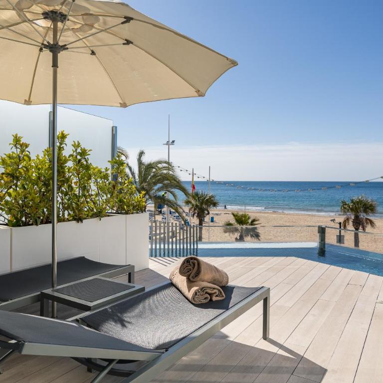 Hotel Cimbel - Deluxe Double Room with Private Pool - 3