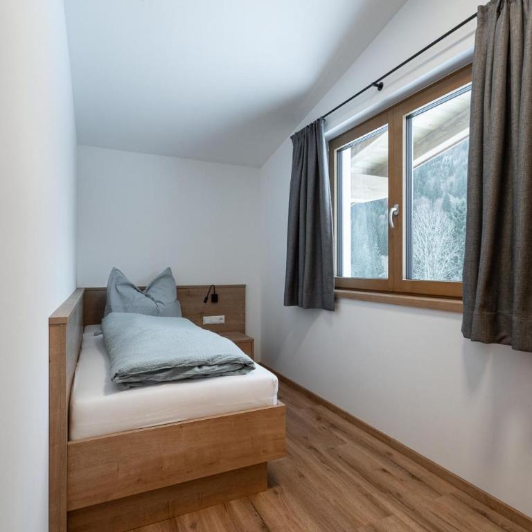 Alpengruß Appartement - Apartment mit 3 Schlafzimmern und Dusche - 5