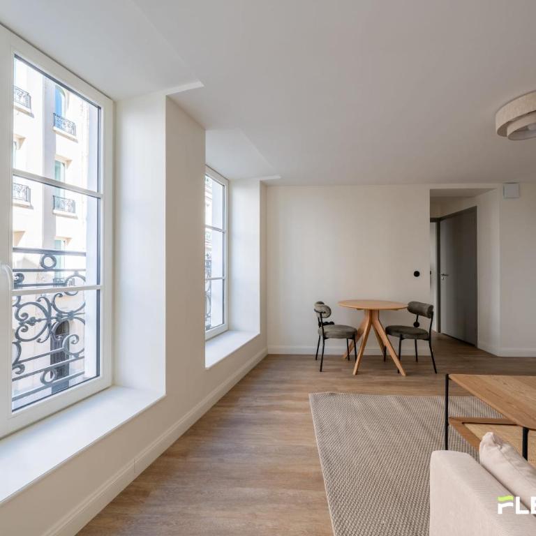T2 lumineux proche Grands Boulevards Paris 10è - Appartement - 5