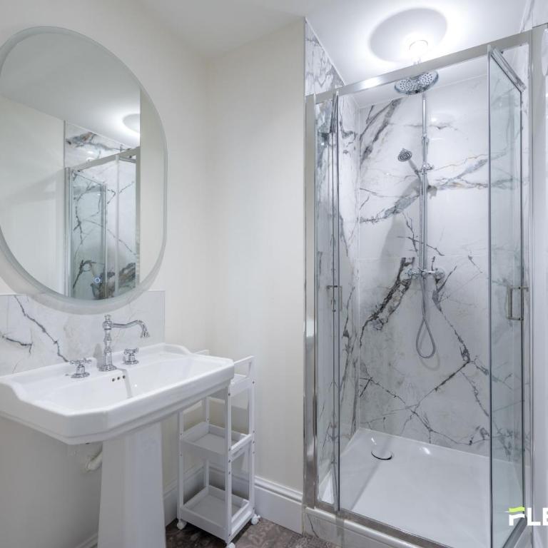 T2 lumineux proche Grands Boulevards Paris 10è - Appartement - 9