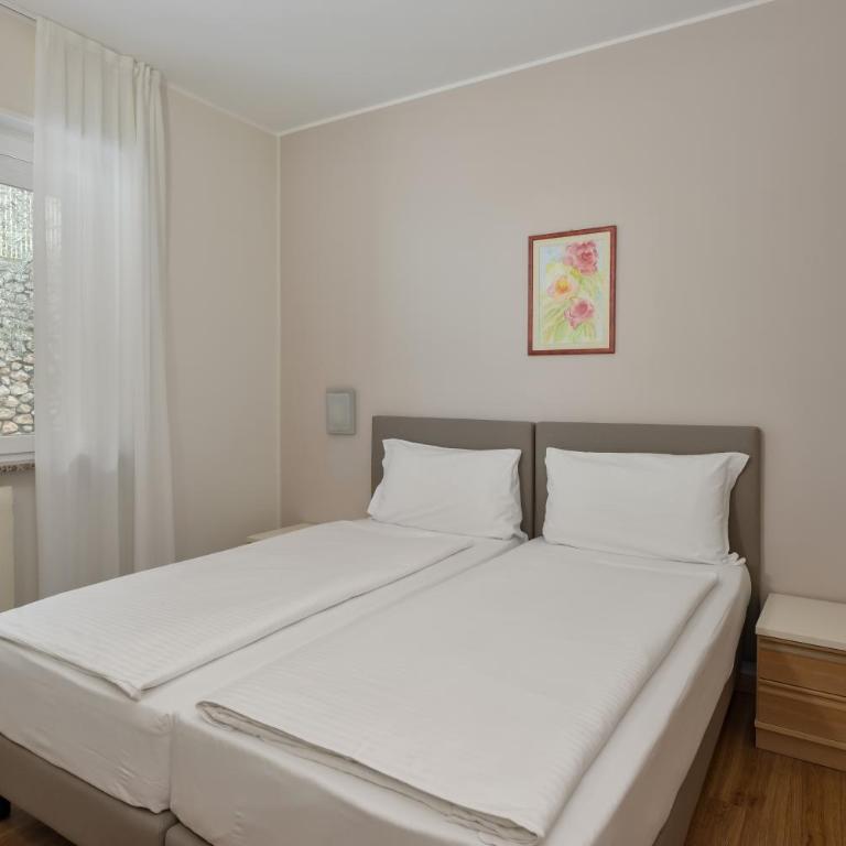 Residence La Madonnina - Appartamento con 1 Camera da Letto - Piano Terra - 3