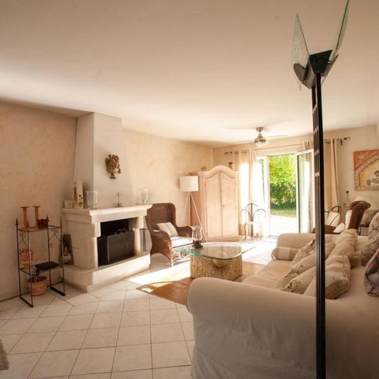 Villa d' Antibes avec piscine dans Residence - Maison 3 Chambres - 21