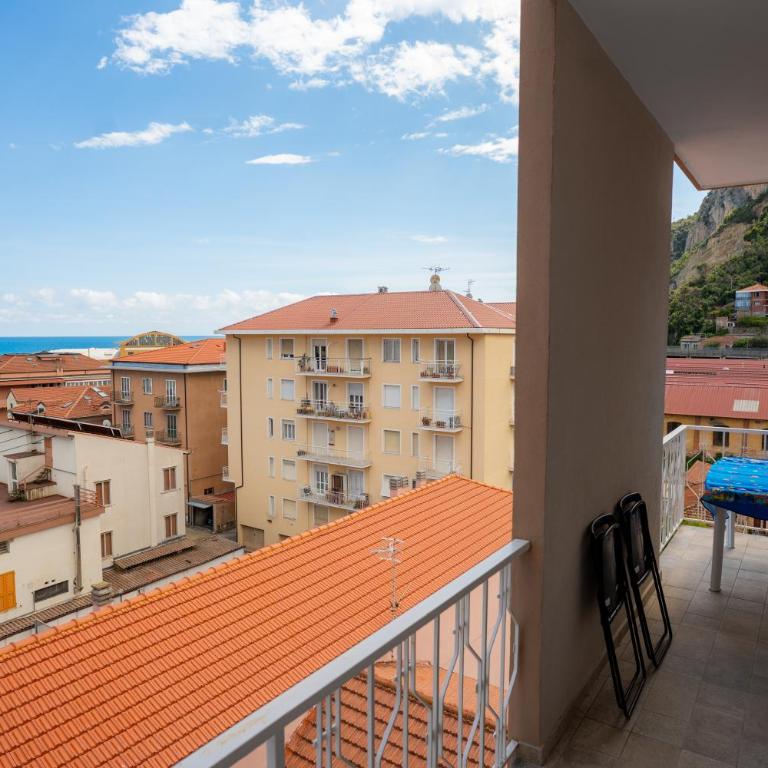Casa Maestrale - Elegante con Balcone Vista Mare - Appartamento con 2 Camere da Letto - 16