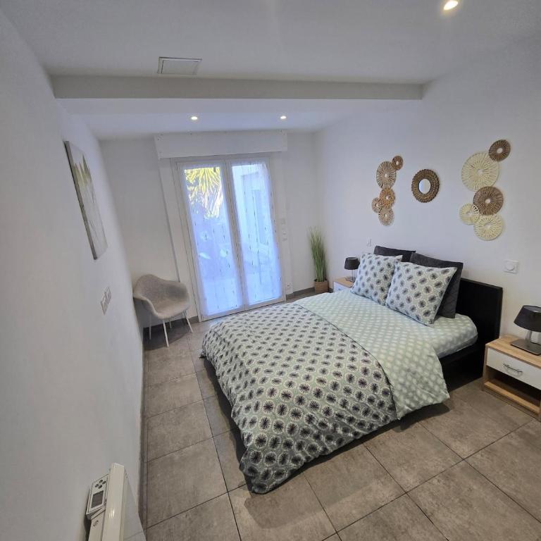 Monaco-beach 20min ground floor parking airconditioning wifi - Maison 2 Chambres - 33