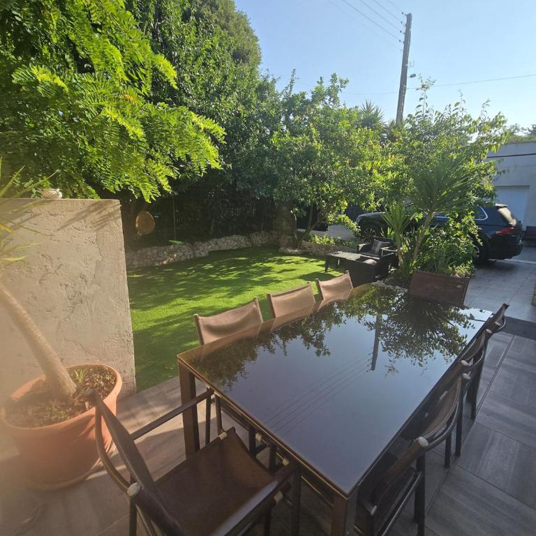 Monaco-beach 20min ground floor parking airconditioning wifi - Maison 2 Chambres - 36