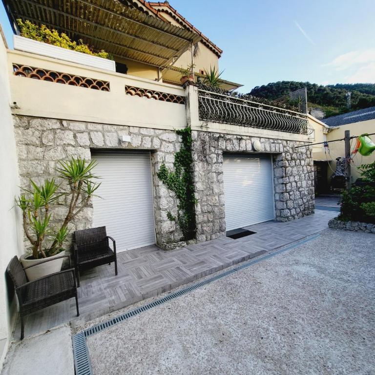Monaco-beach 20min ground floor parking airconditioning wifi - Maison 2 Chambres - 38