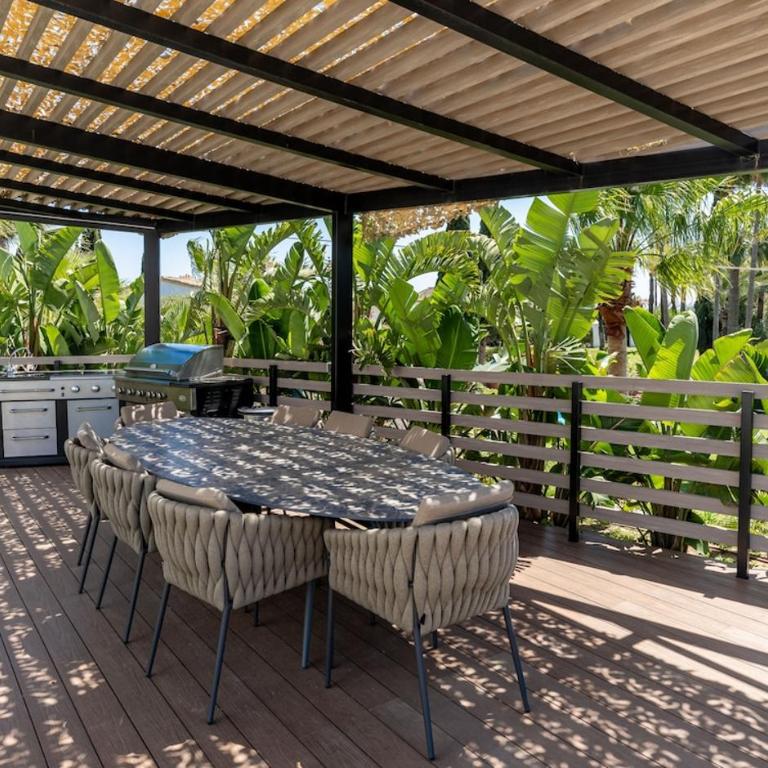 Absolute high end villa with pool & Jacuzzi - Villa - 14