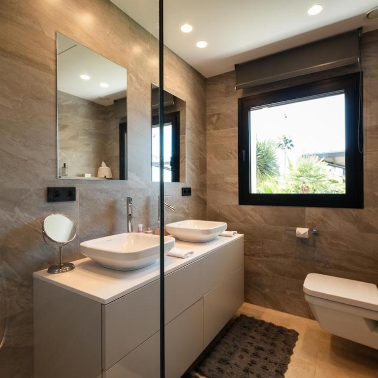 Absolute high end villa with pool & Jacuzzi - Villa - 22