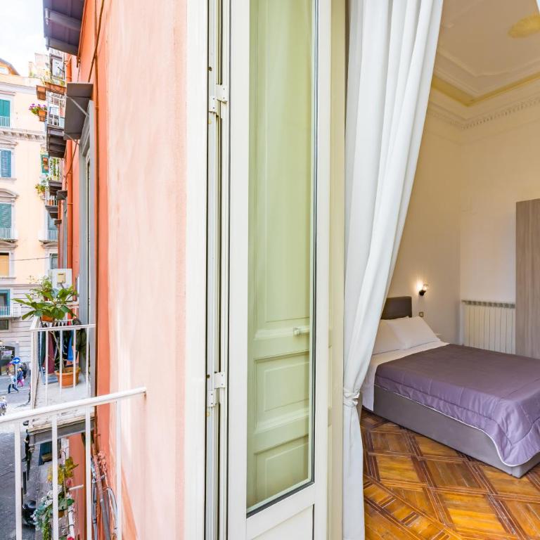 Maison Gennaro - Naples Heritage Stay - Camera Tripla Superior - 17