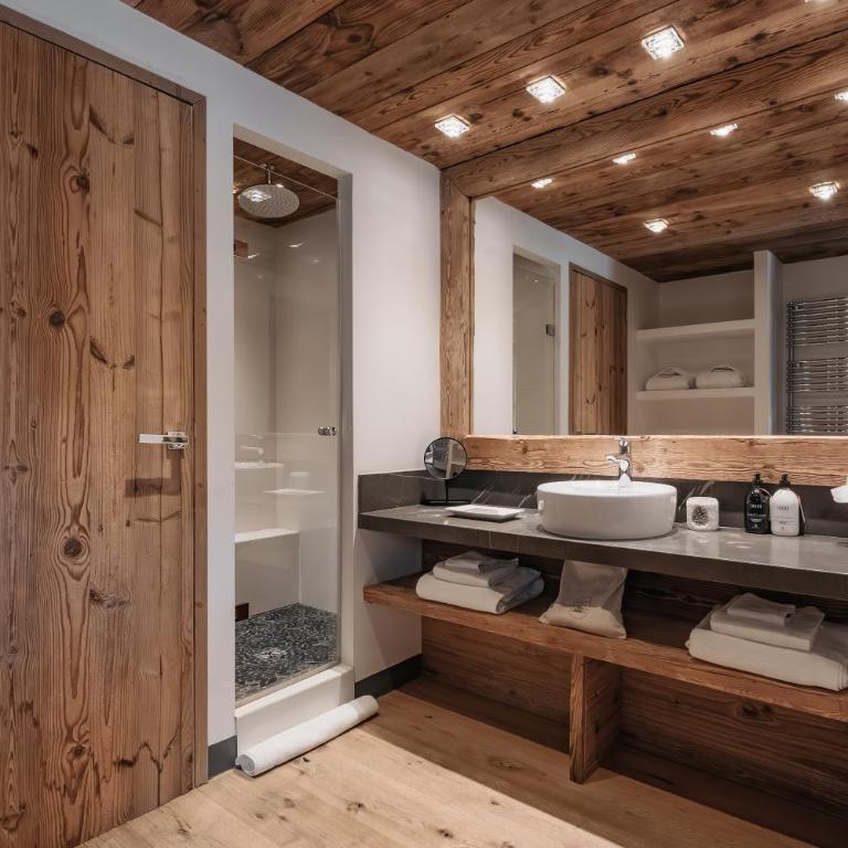 Chalet Face - LES CHALETS COVAREL - Chalet - 13