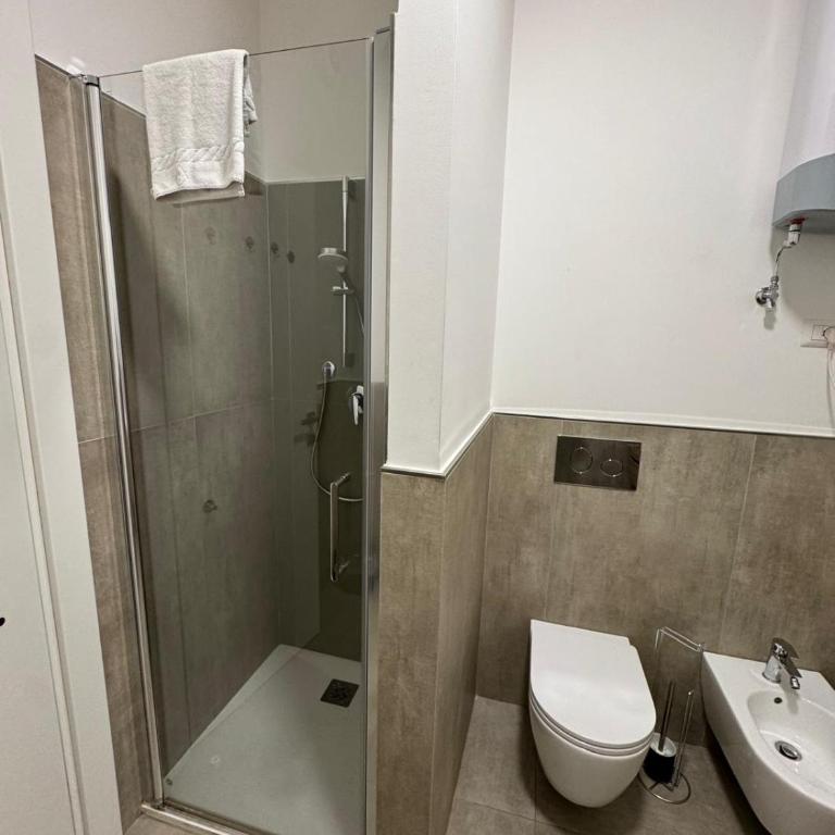 Messina City Loft - Appartamento Deluxe con 2 Camere da Letto e Balcone - 3