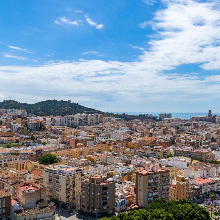 Urban Sky Malaga - Modern Two Bedroom Apartment with Cathedral View - Apartamento de 2 dormitorios - 3