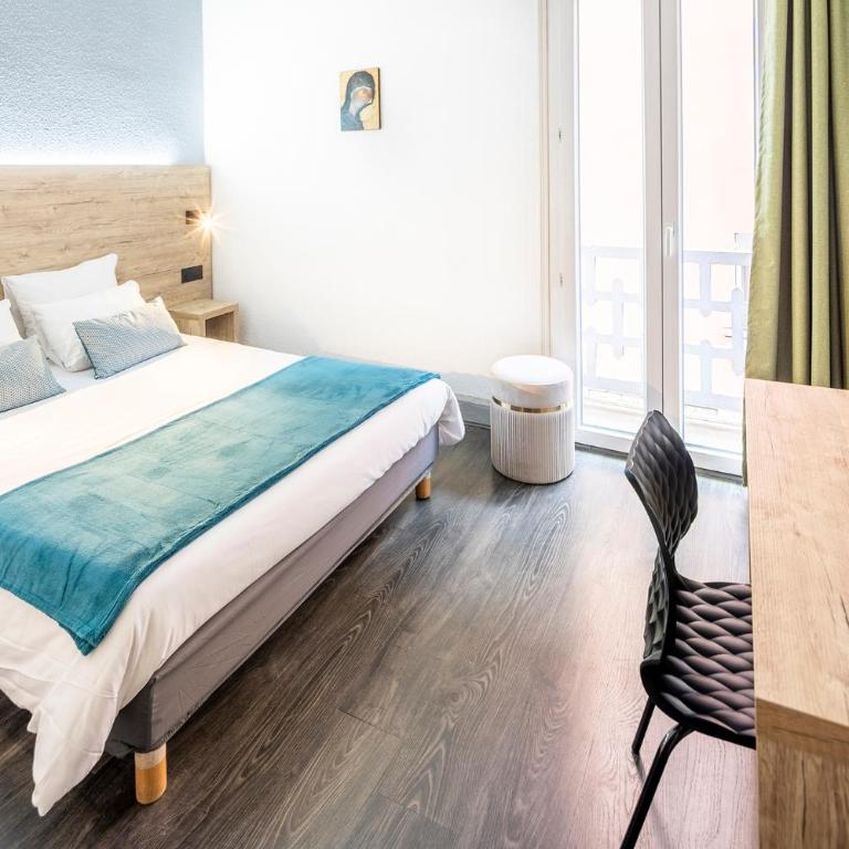 Hôtel Estival Arriel entièrement climatisé - Chambre Double ou Lits Jumeaux - 1