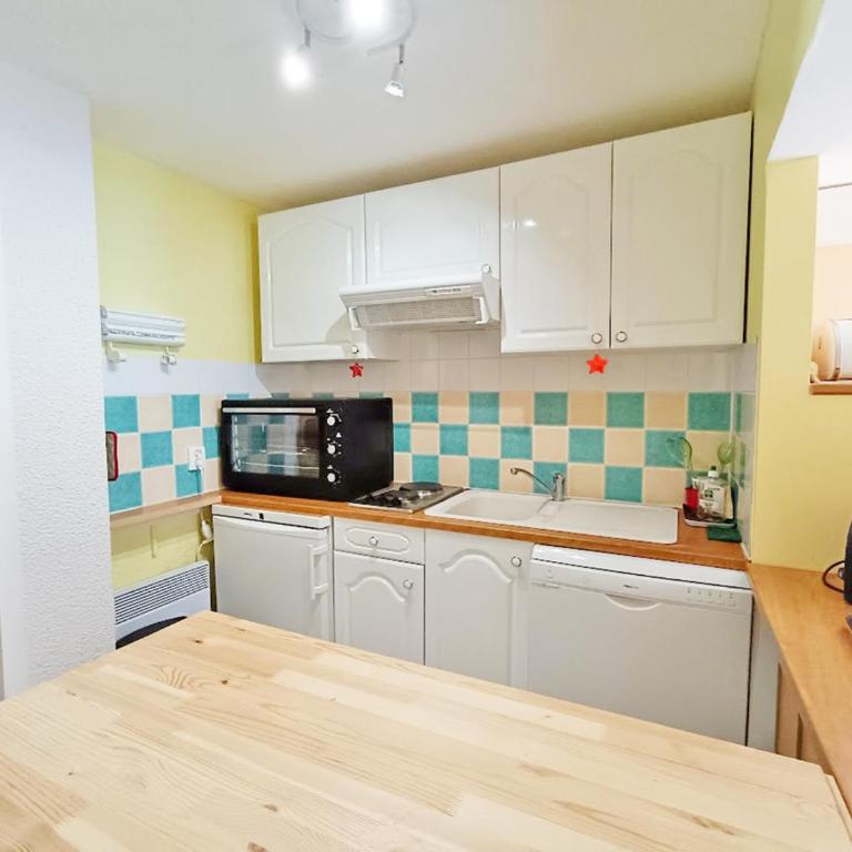 Asphodèle, T2 bis, extérieur, wifi, parking, 6 personnes - Appartement 2 Chambres - 7