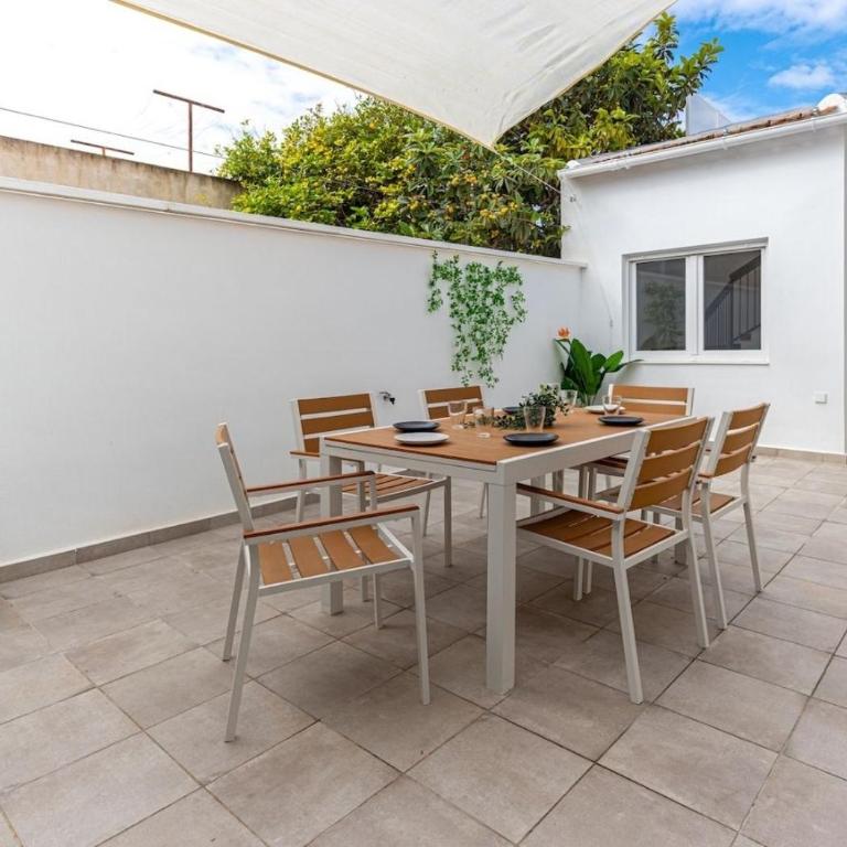 Casa moderna 3 hab, terraza privada - Three-Bedroom House - 15