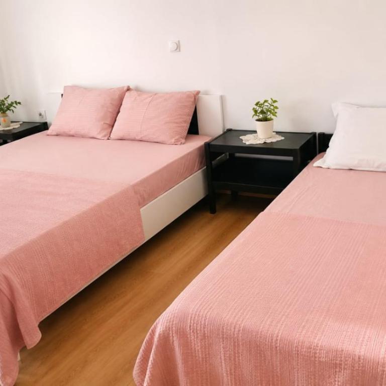 Sunny Nest 3-Bedroom Bar - Apartman sa 2 Spavaće Sobe - 3