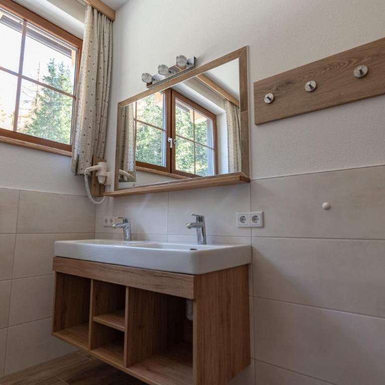 d'Genussalm Hauser Kaibling - by myNests - Apartment mit Balkon - 14
