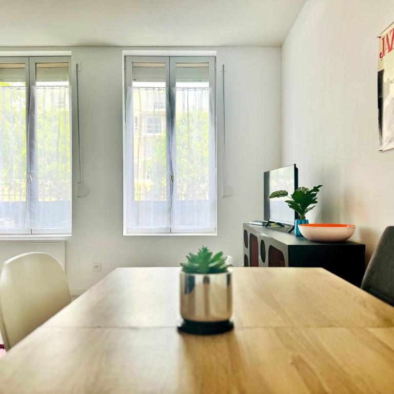 Cosy Pop - Proche centre - Lave Linge & WIFI - One-Bedroom Apartment - 8