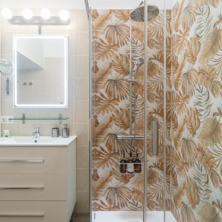 Oasis Beach Holiday Home with jacuzzi - Casa de 3 dormitorios - 44