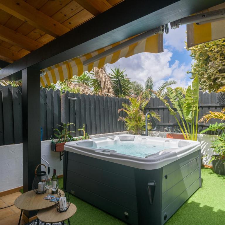 Oasis Beach Holiday Home with jacuzzi - Casa de 3 dormitorios - 59