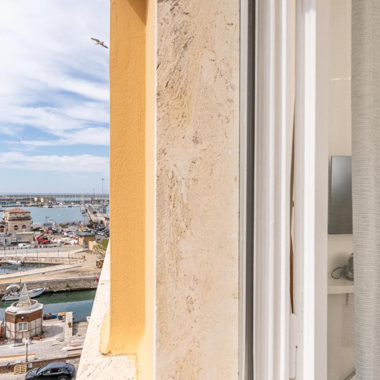Porto Mediceo Apartment - Appartamento con 3 Camere da Letto e Vista Mare - 15