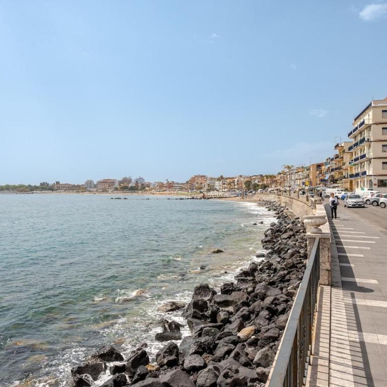 Casa A'mmare - 20mt dal mare - Centro Giardini Naxos - Appartamento con 1 Camera da Letto - 5