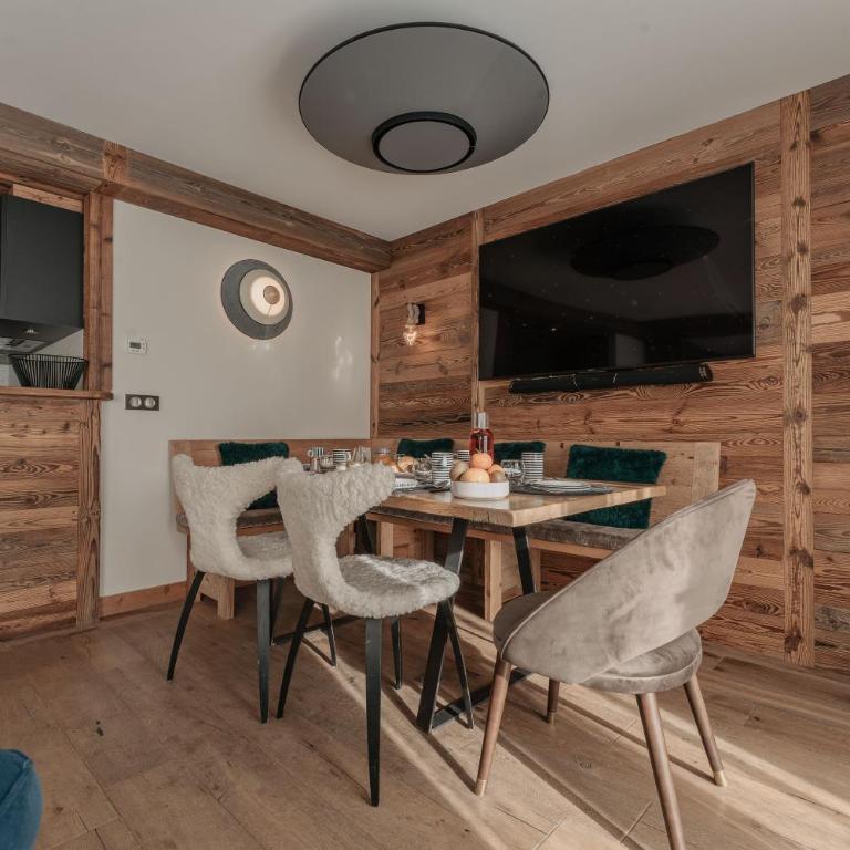 Appartement Etoile - LES CHALETS COVAREL - Three-Bedroom Apartment - 10